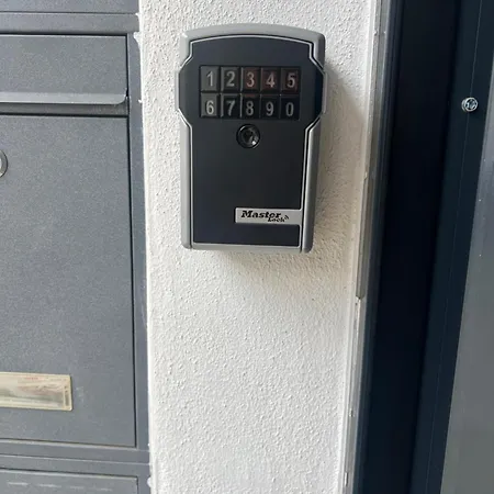 Sleep & Go Deluxe 1 Naehe Duesseldorf Apartmán