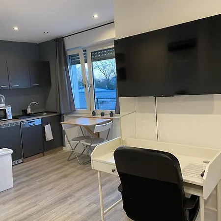 Sleep & Go Deluxe 1 Naehe Duesseldorf Apartment
